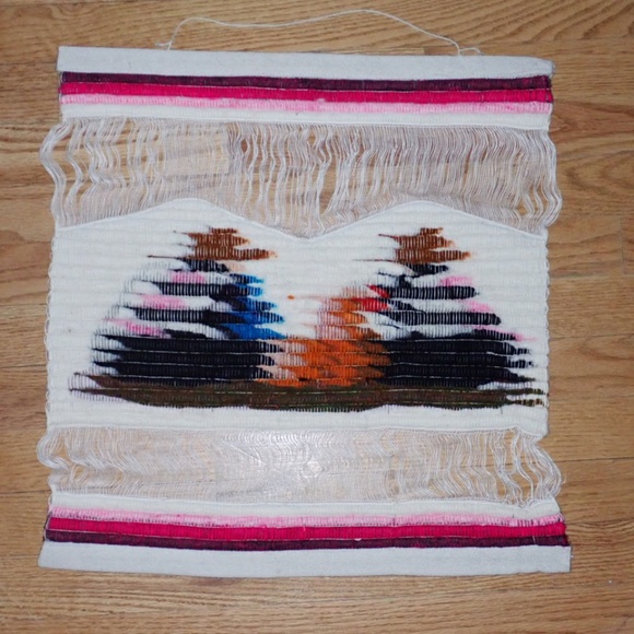 Peruvian Folk Art Alpaca LLama Hand Woven Coiled Wool Wall Hanging 19"X19" Mint - Picture 4 of 7